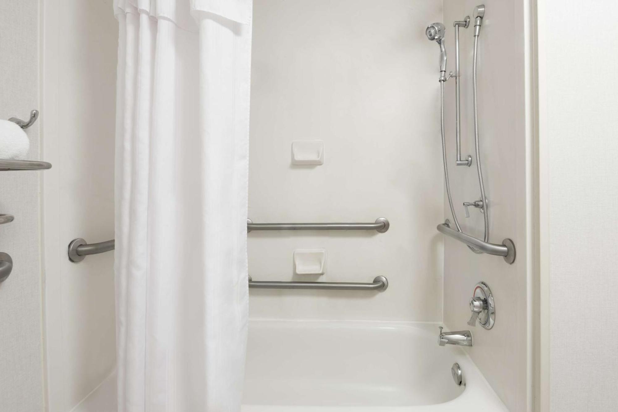 Homewood Suites By Hilton Raleigh/Crabtree Valley Eksteriør billede