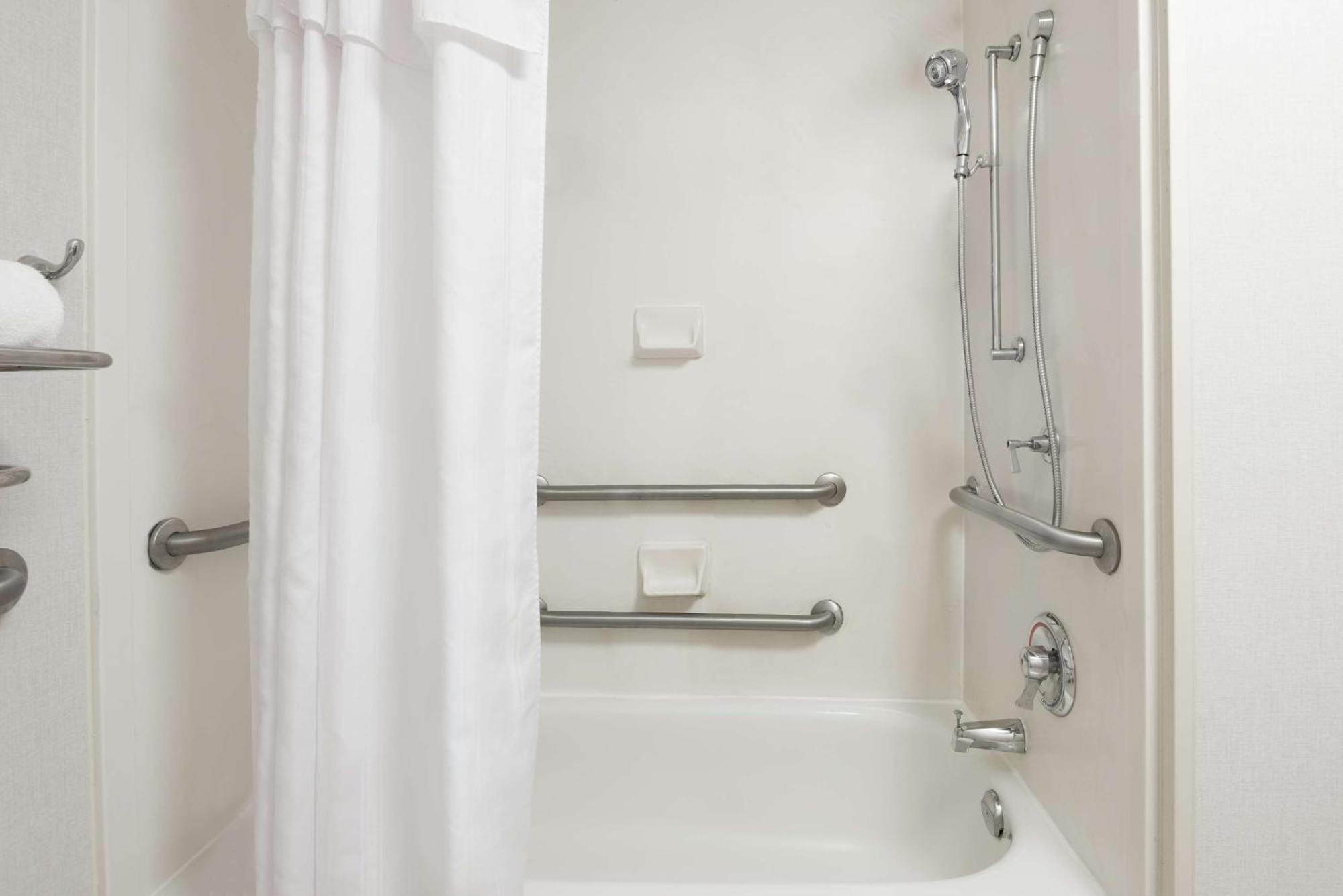 Homewood Suites By Hilton Raleigh/Crabtree Valley Eksteriør billede