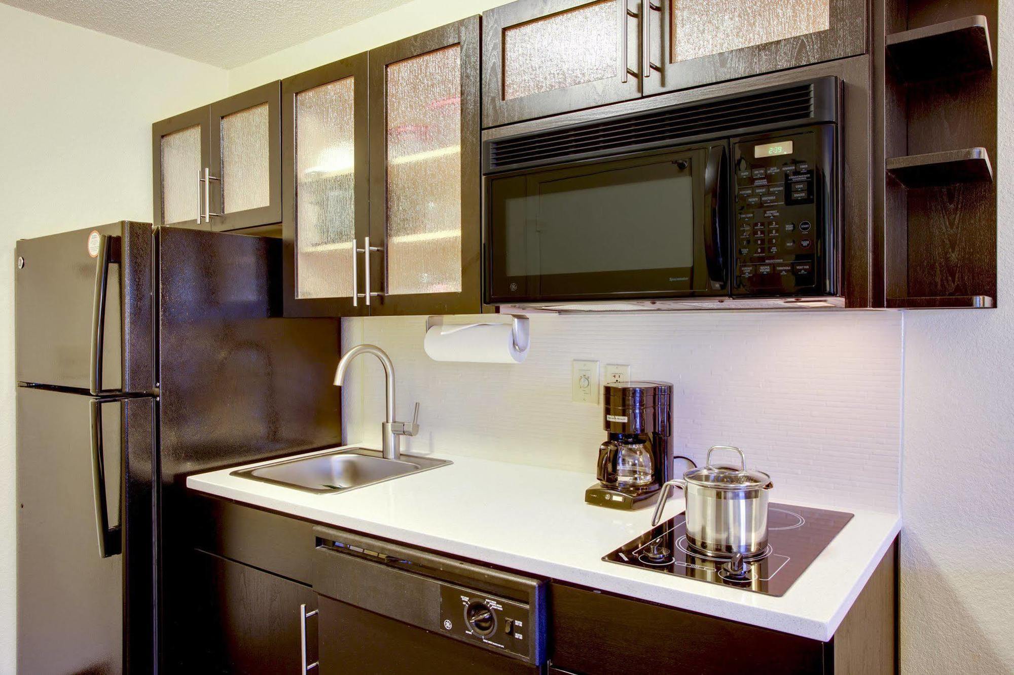 Homewood Suites By Hilton Raleigh/Crabtree Valley Eksteriør billede